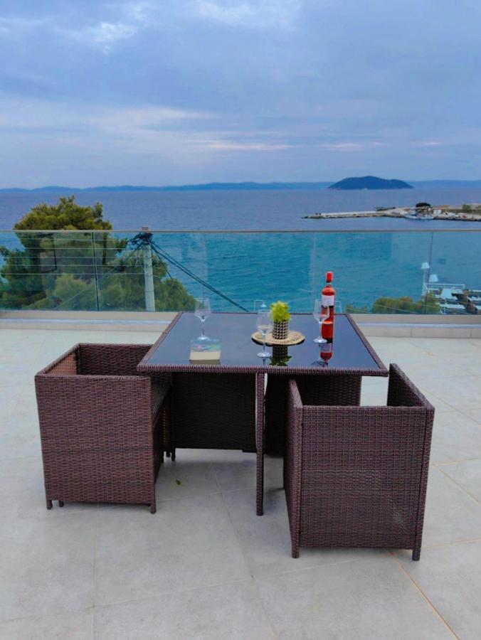 Wide Blue Luxury Boutique Suites Neos Marmaras Luaran gambar