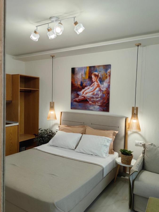Wide Blue Luxury Boutique Suites Neos Marmaras Luaran gambar