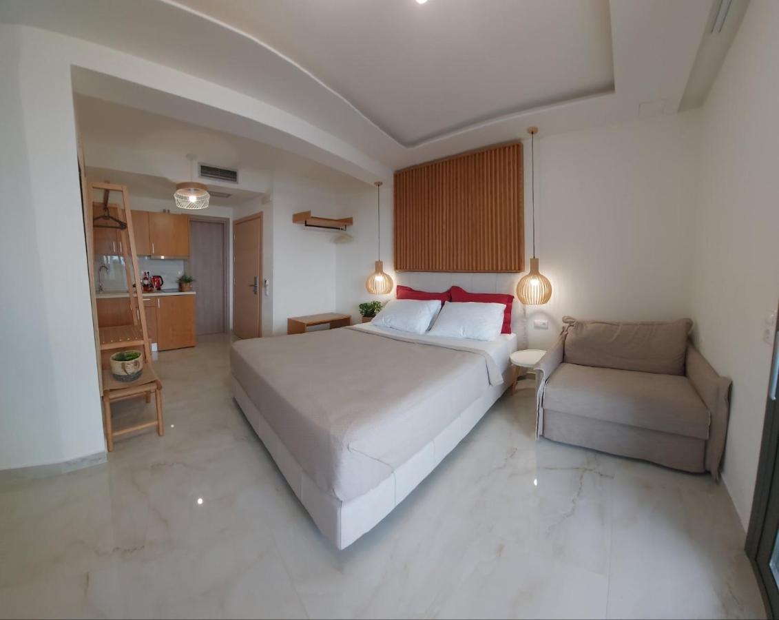 Wide Blue Luxury Boutique Suites Neos Marmaras Luaran gambar